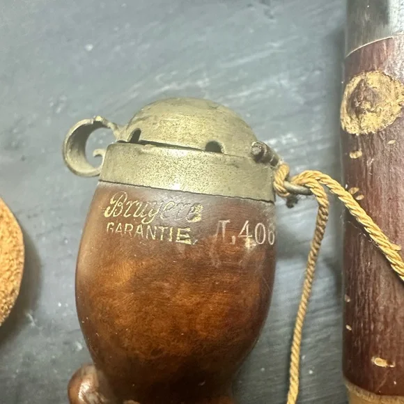 Classic Brown Smoking Pipe - Picture 9 of 10